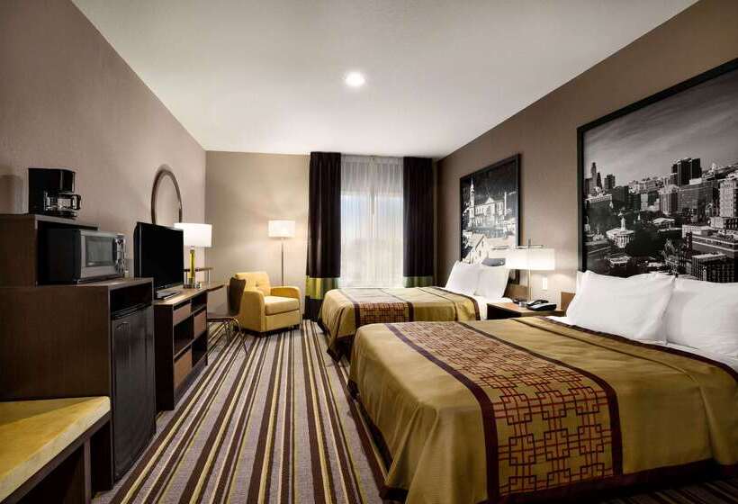 هتل Super 8 By Wyndham Hershey Chocolate Avenue