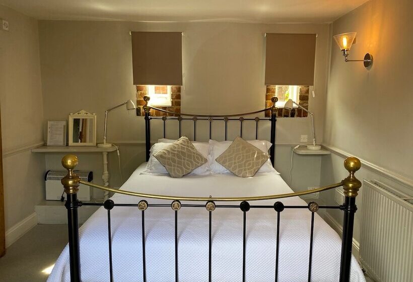 酒店 The Admiral Hornblower