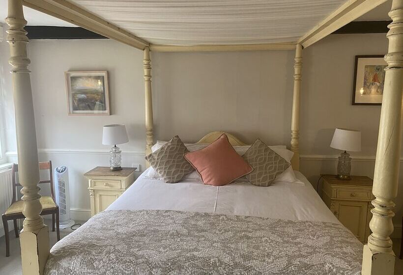 酒店 The Admiral Hornblower