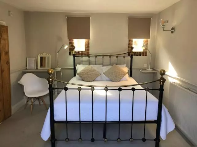 Отель The Admiral Hornblower