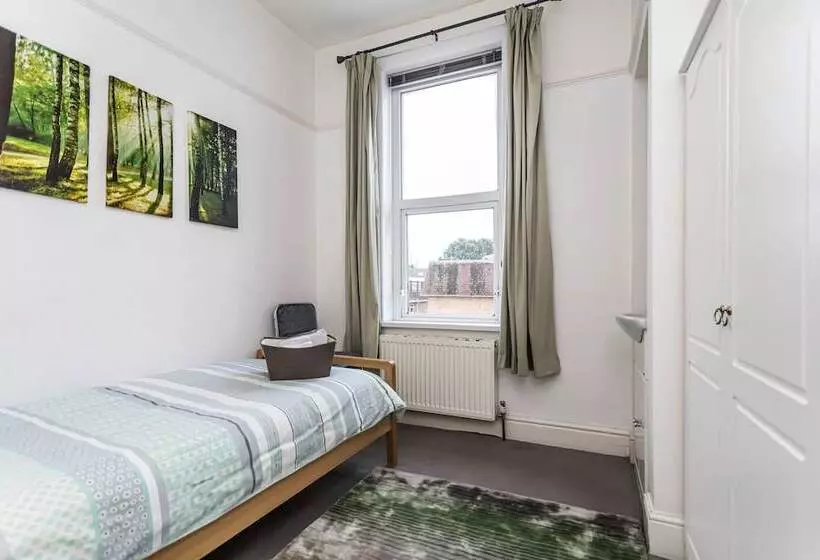 호텔 The Ravensbourne