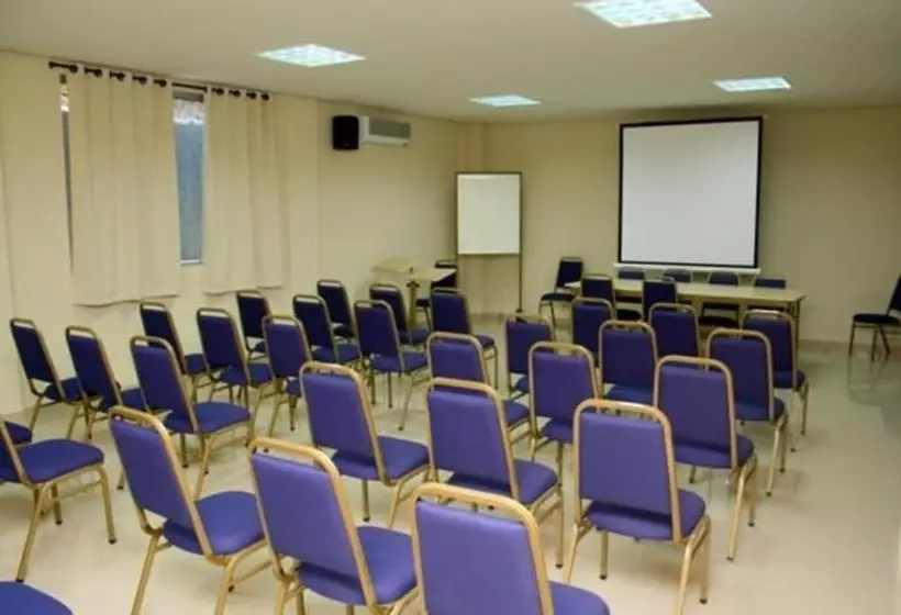 ホテル Trindade Plaza