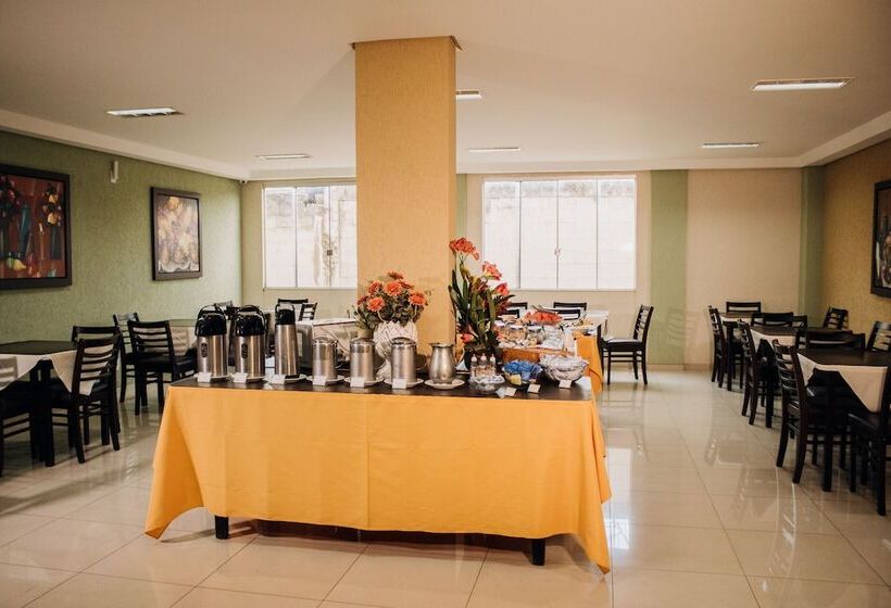 בית מלון כפרי Trindade Plaza