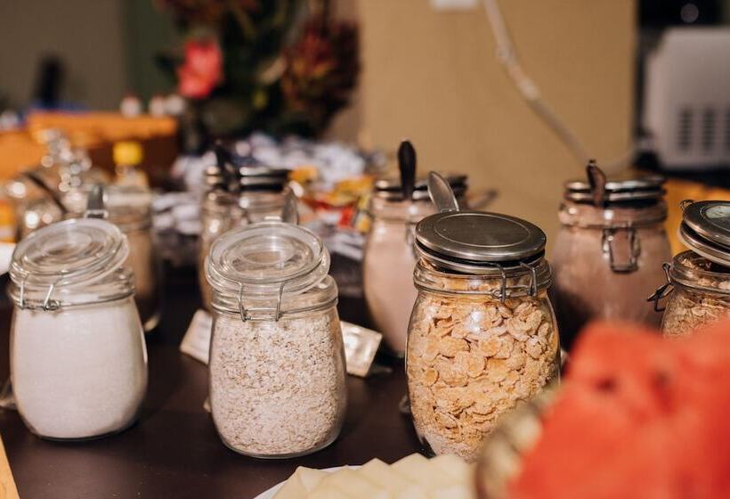 בית מלון כפרי Trindade Plaza