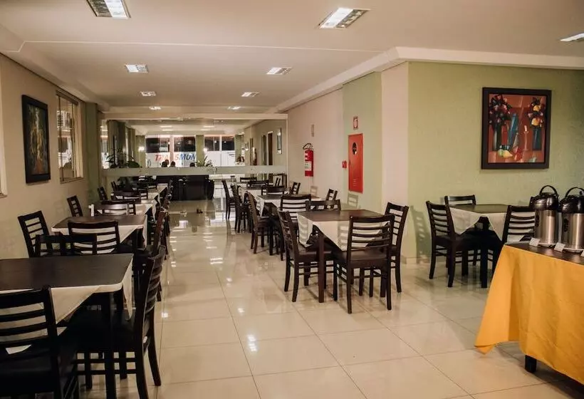 ホテル Trindade Plaza