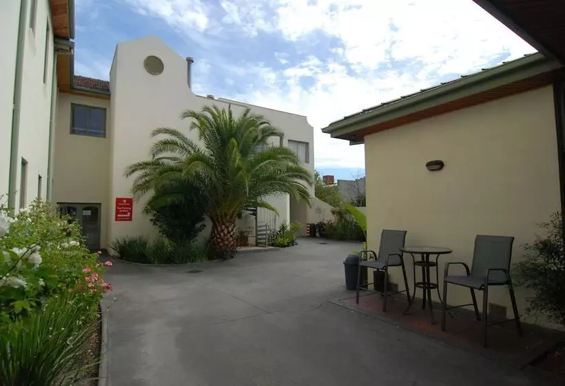 모텔 Brunswick Tower