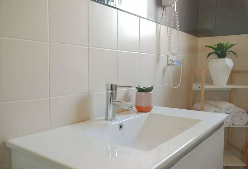 모텔 Brunswick Tower