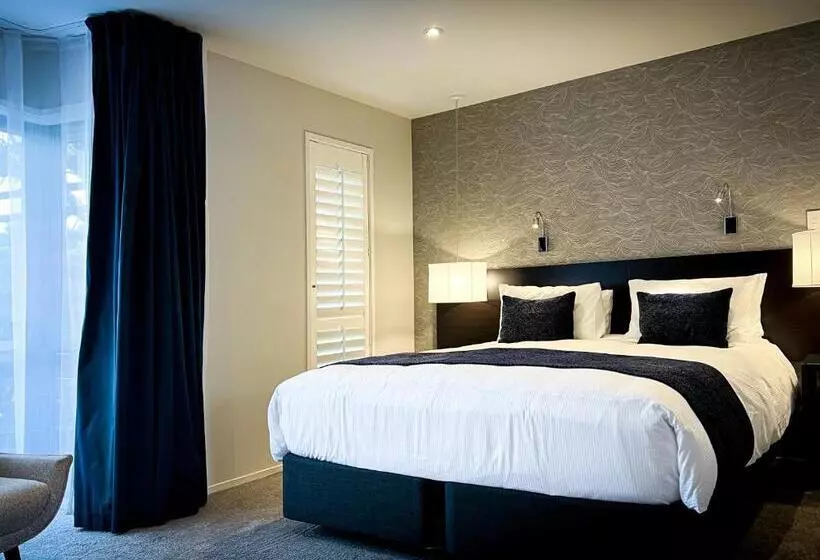 Мотель The Sails Nelson