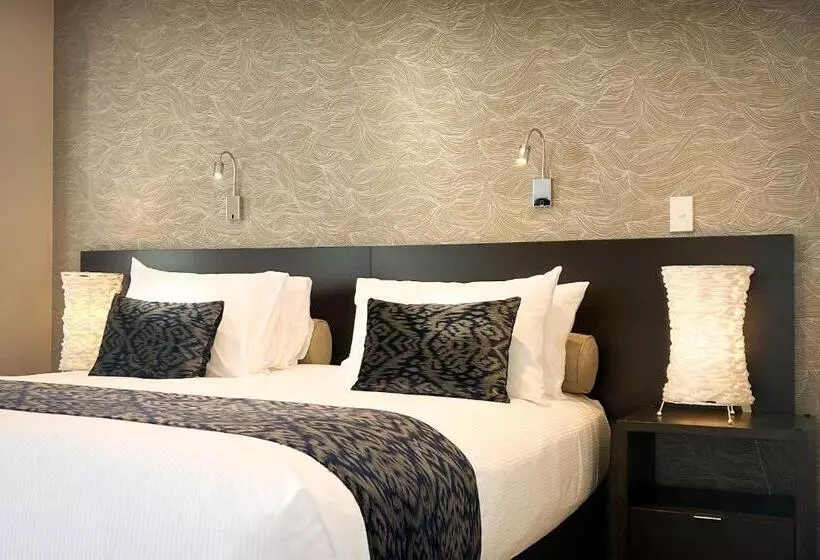 Мотель The Sails Nelson