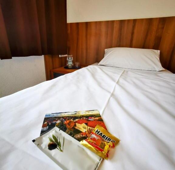 Spreewaldschule @swarmhotels