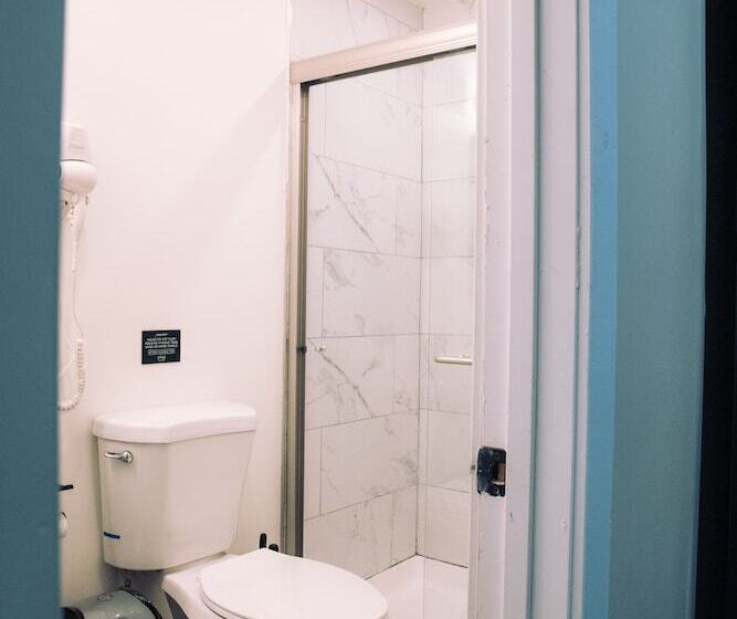 הוסטל Kama Central Park