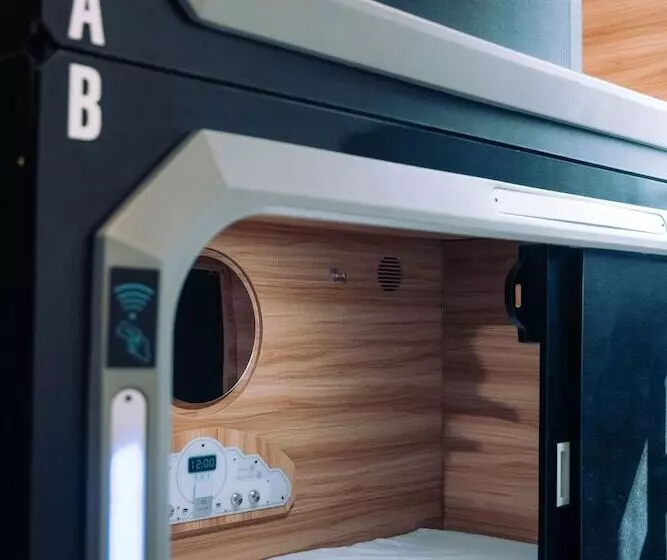 Retkeilymaja Kama Central Park