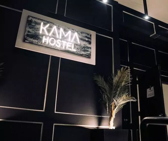 Retkeilymaja Kama Central Park