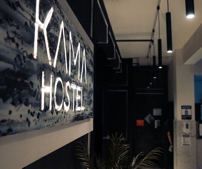 הוסטל Kama Central Park