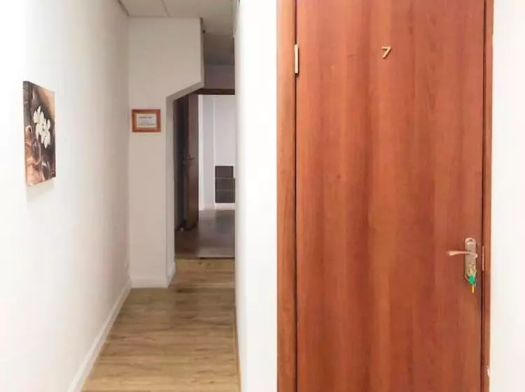 Bow Hotel On Nevsky 136