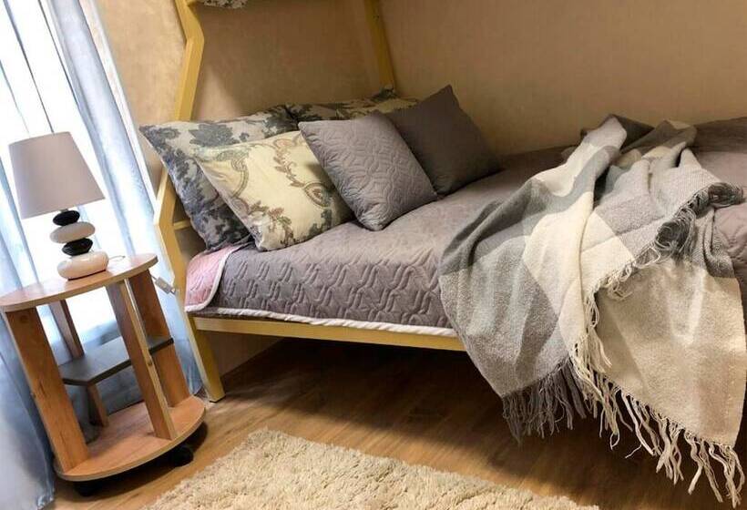 Bow Hotel On Nevsky 136