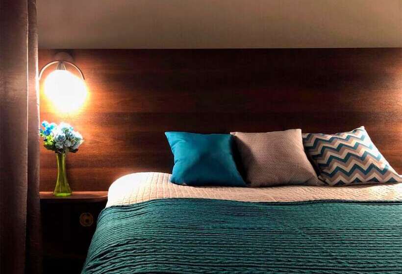 Bow Hotel On Nevsky 136