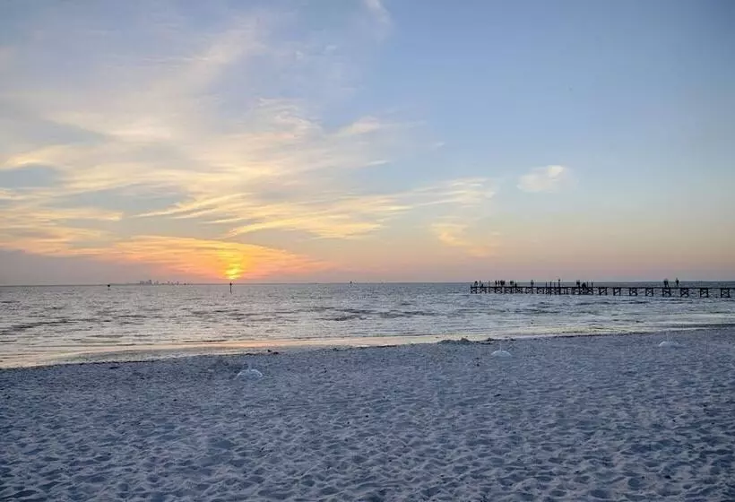 Hotelli 502 Little Harbor Inn