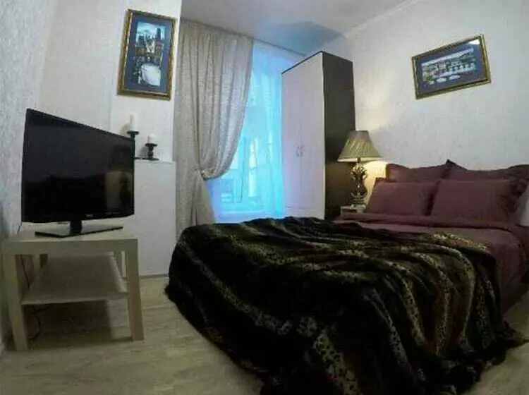 Bow Hotel On Nevsky 136