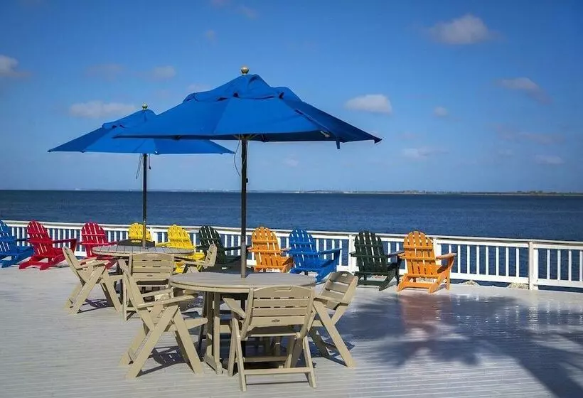 هتل Seaside Luxury Oasis With Balcony