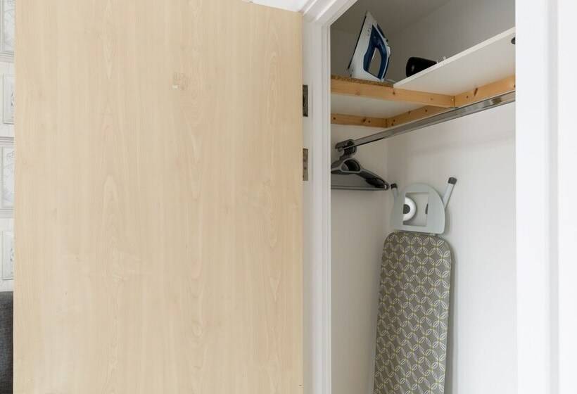 ホテル The Cute City Centre Apartment