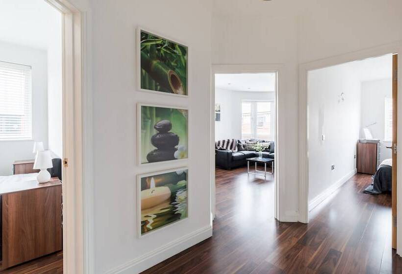 ホテル The Cute City Centre Apartment