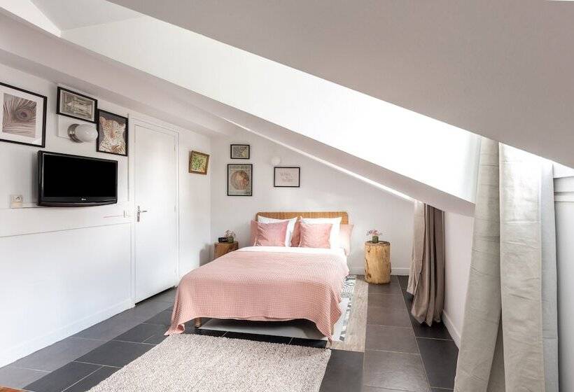 هتل Vincennes Sauvage