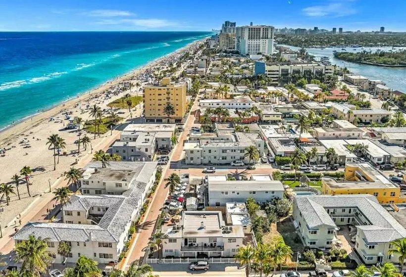 モーテル Hollywood By The Sea