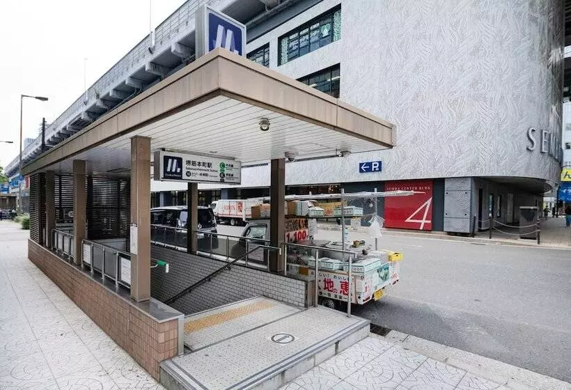 هتل The Onefive Osaka Sakaisuji