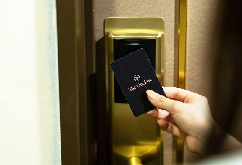 Hotel The Onefive Osaka Sakaisuji