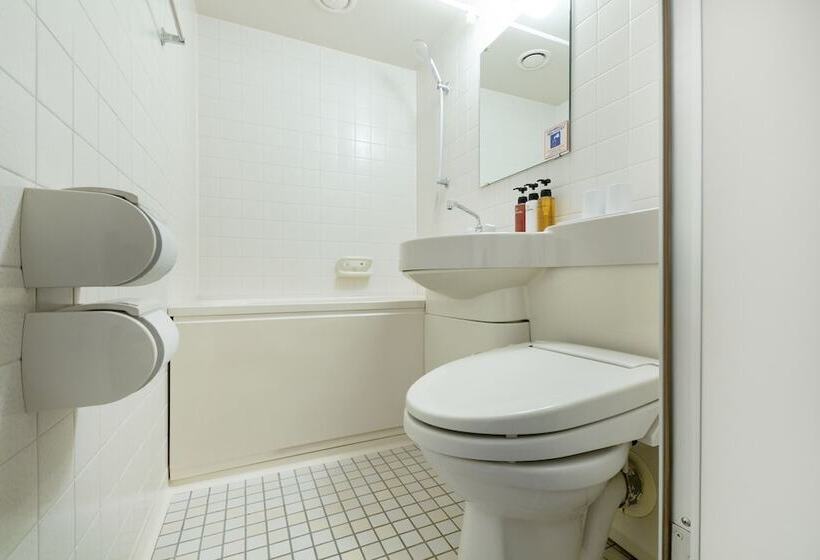 Hotel The Onefive Osaka Sakaisuji