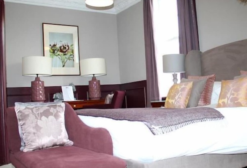 Отель The Townhouse