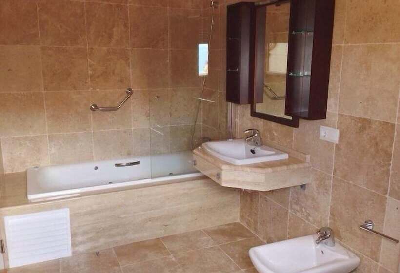 Complejo Turístico Raeiros