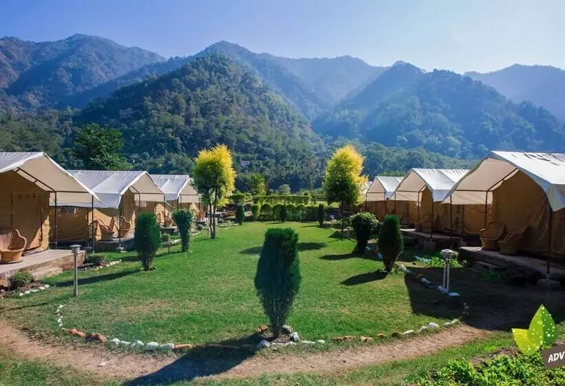 ホテル Aspen Adventures