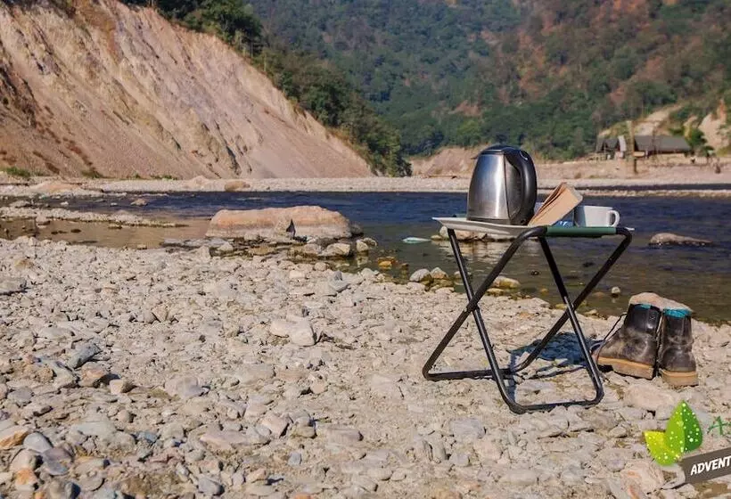 ホテル Aspen Adventures