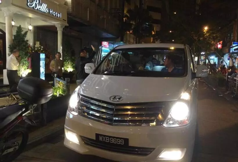 Belllo Hotel Jb Central