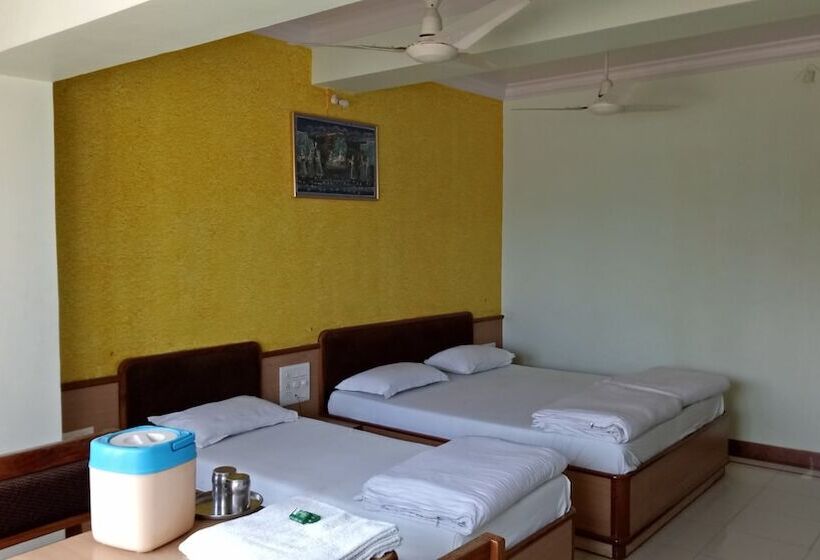 هتل Guruprerna Beacon Resort Dwarka