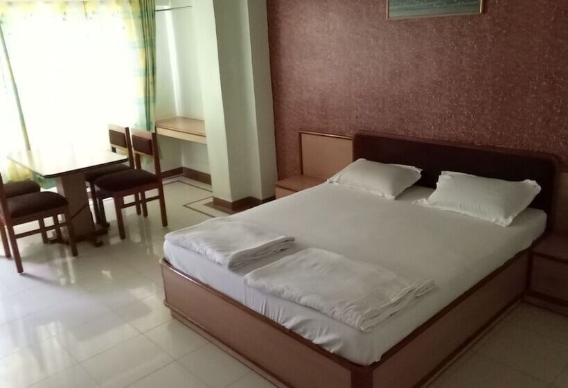 هتل Guruprerna Beacon Resort Dwarka