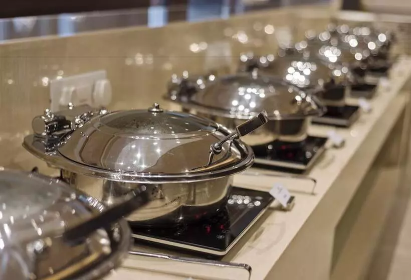 ホテル Pride Elite, Phaltan