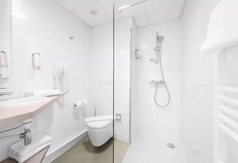 酒店 Kyriad Lyon Est Stadium Eurexpo Meyzieu