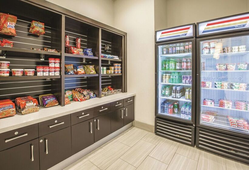 호텔 La Quinta By Wyndham Hattiesburg   I 59