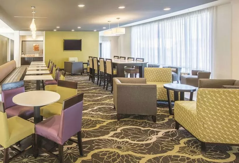 酒店 La Quinta By Wyndham Hattiesburg   I 59