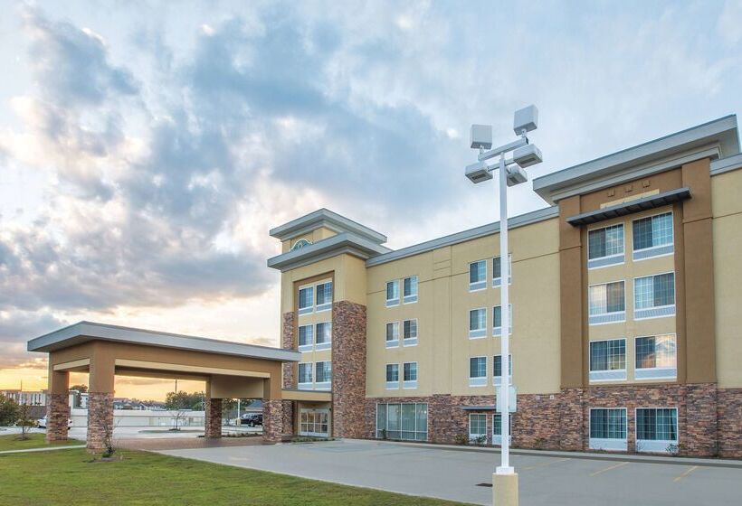 호텔 La Quinta By Wyndham Hattiesburg   I 59