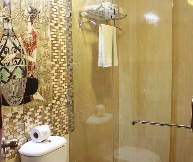 Lux Riverside Hotel & Apartment