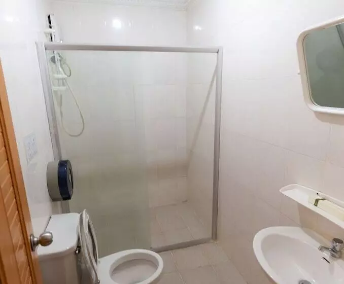 Lux Riverside Hotel & Apartment