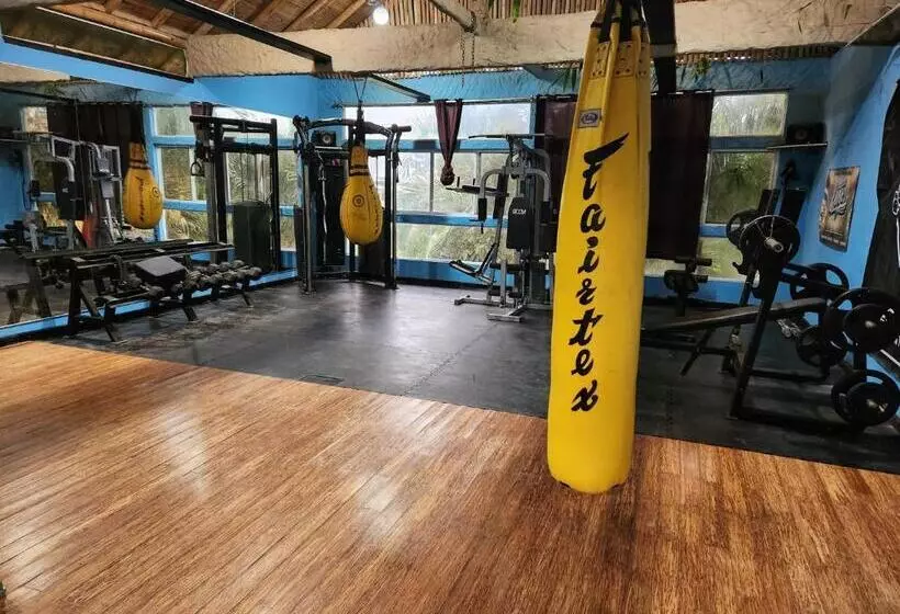 Me Hotel & Villas Montañita Estates