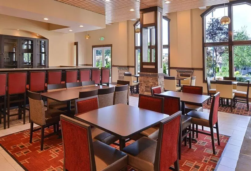 ホテル Quality Inn & Suites Tacoma  Seattle