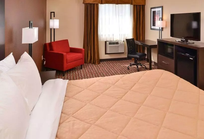 ホテル Quality Inn & Suites Tacoma  Seattle