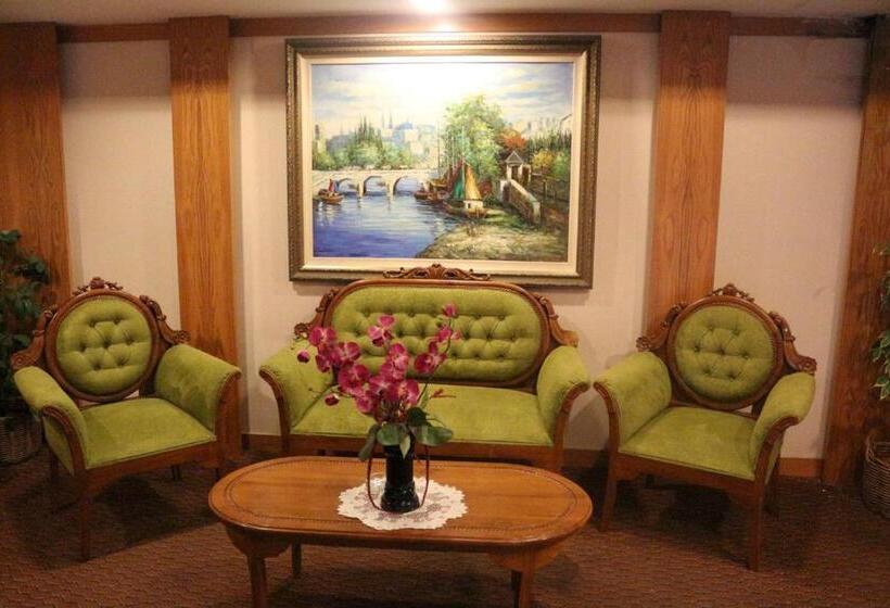 Отель Regal Malaysia