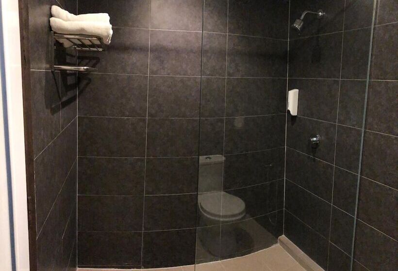 Отель Regal Malaysia